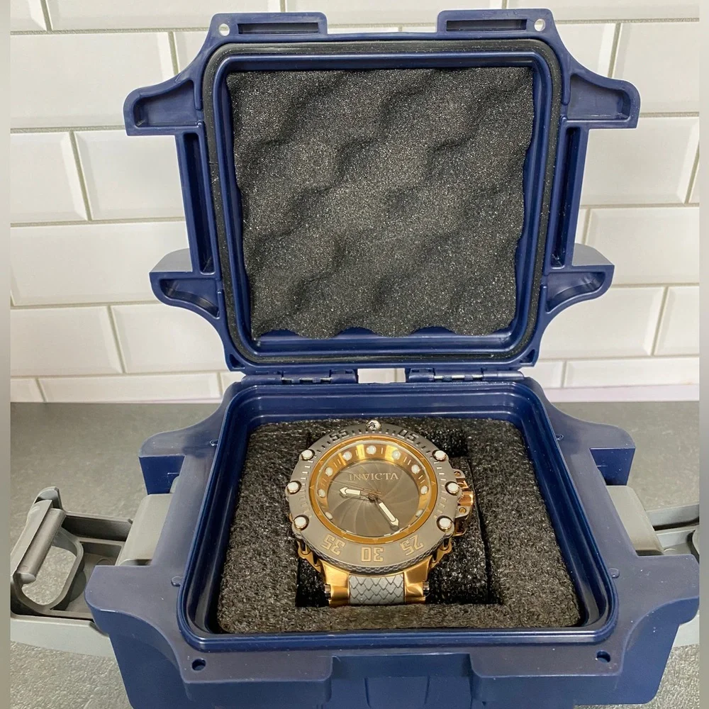 Invicta Limited Edition Watch - Picture 13 of 16